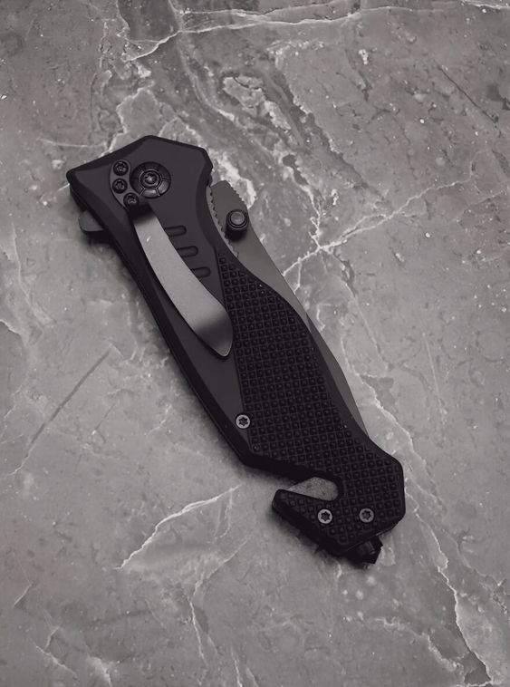 Выкидной нож тактический BOKER Черный