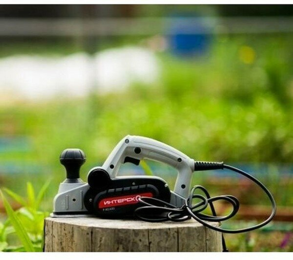 Рубанок ИНТЕРСКОЛ Р-82/650 650Вт 82мм 16000об/мин глуб:2мм(424.1.0.00)