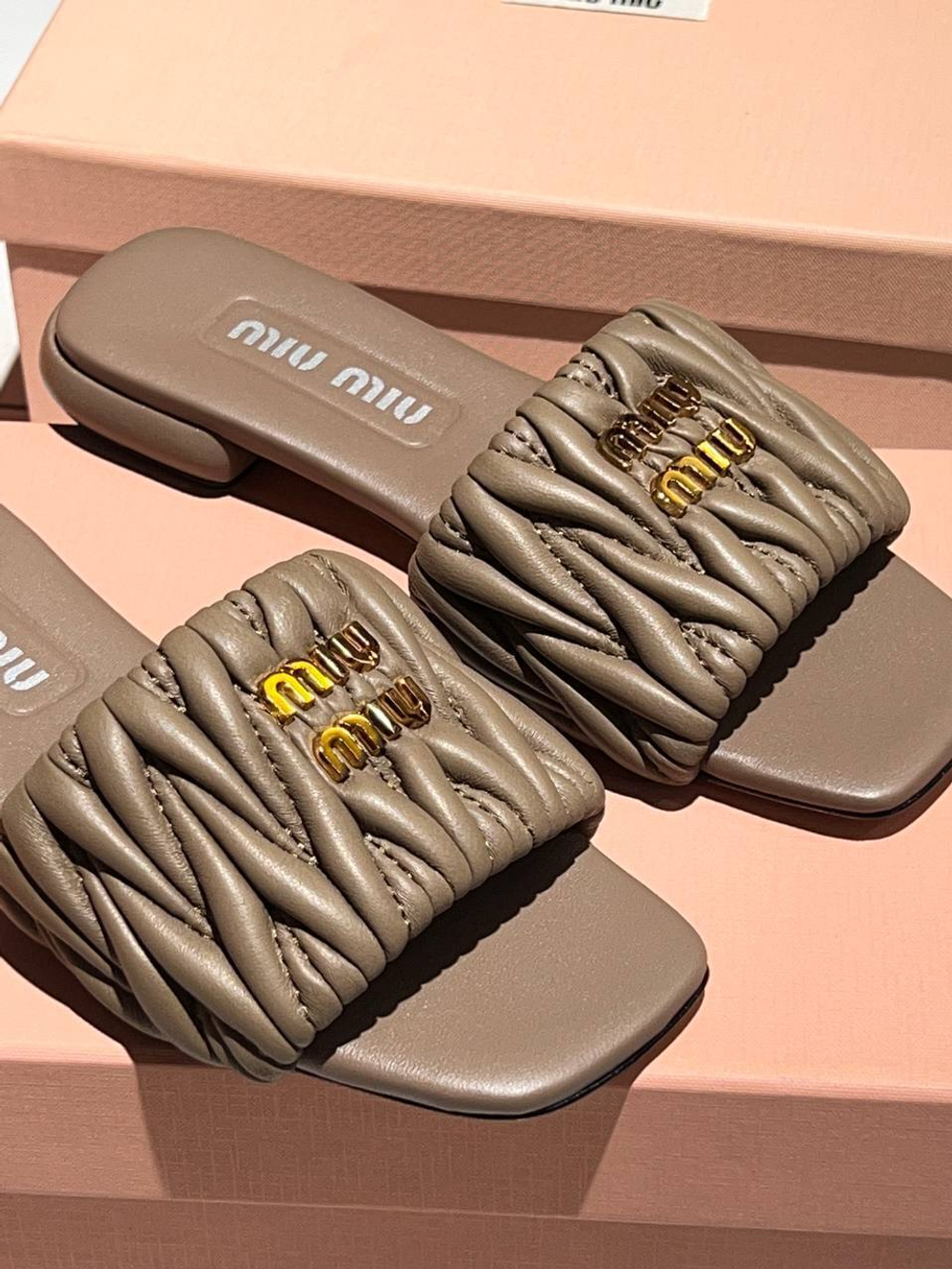 Шлепанцы MIU MIU, арт. 717320
