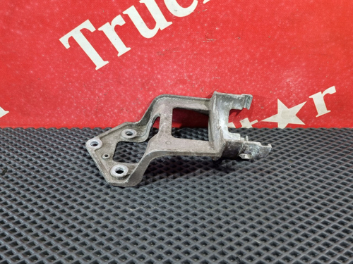 Кронштейн бачка ГУРа