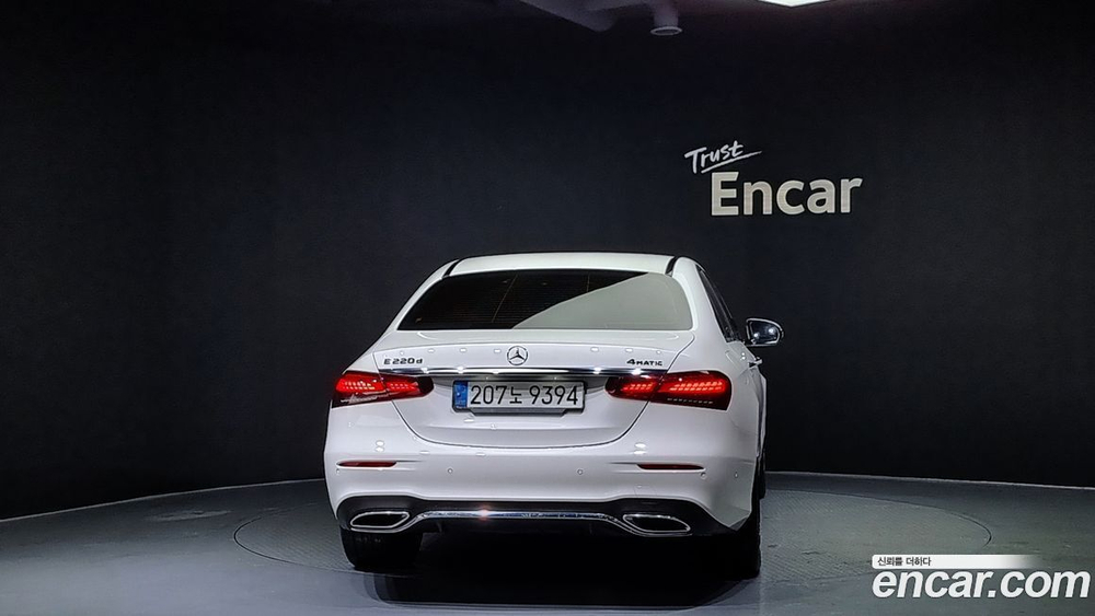 Mercedes-Benz E-Class W213 E220d 4MATIC AMG Line (04.2022)