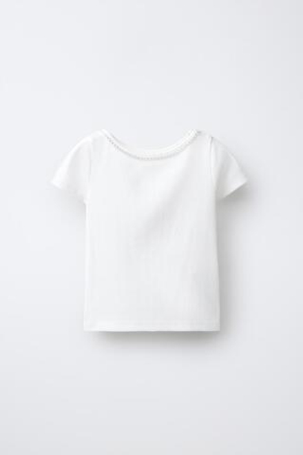 ZARA ФУТБОЛКА В РУБЧИК СО СТРАЗАМИ, БЕЛЫЙ