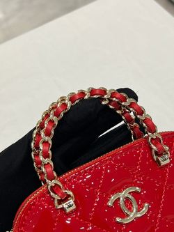 Chane1 Clutch With Chain