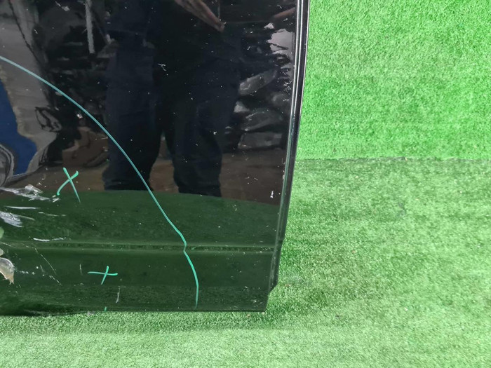 Дверь задняя правая Toyota Land Cruiser 300 (2021-н.в.) (В пленке)