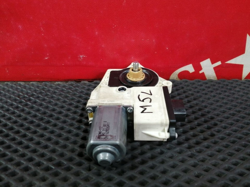 Моторчик стеклоподъемника левый 2016г.