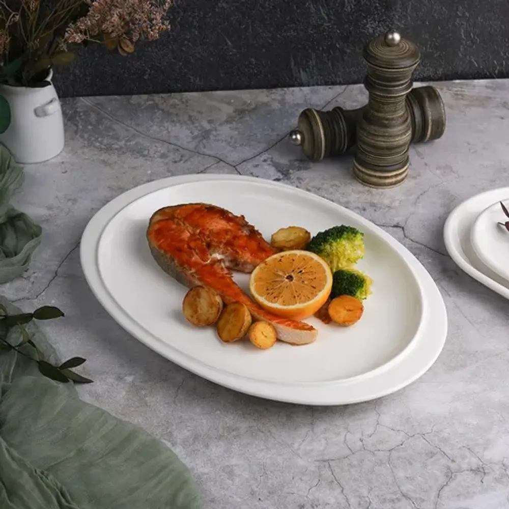 Блюдо овальное 30*21,5 см h3 см с бортом белое фарфор NEW P.L. Proff Cuisine [3]