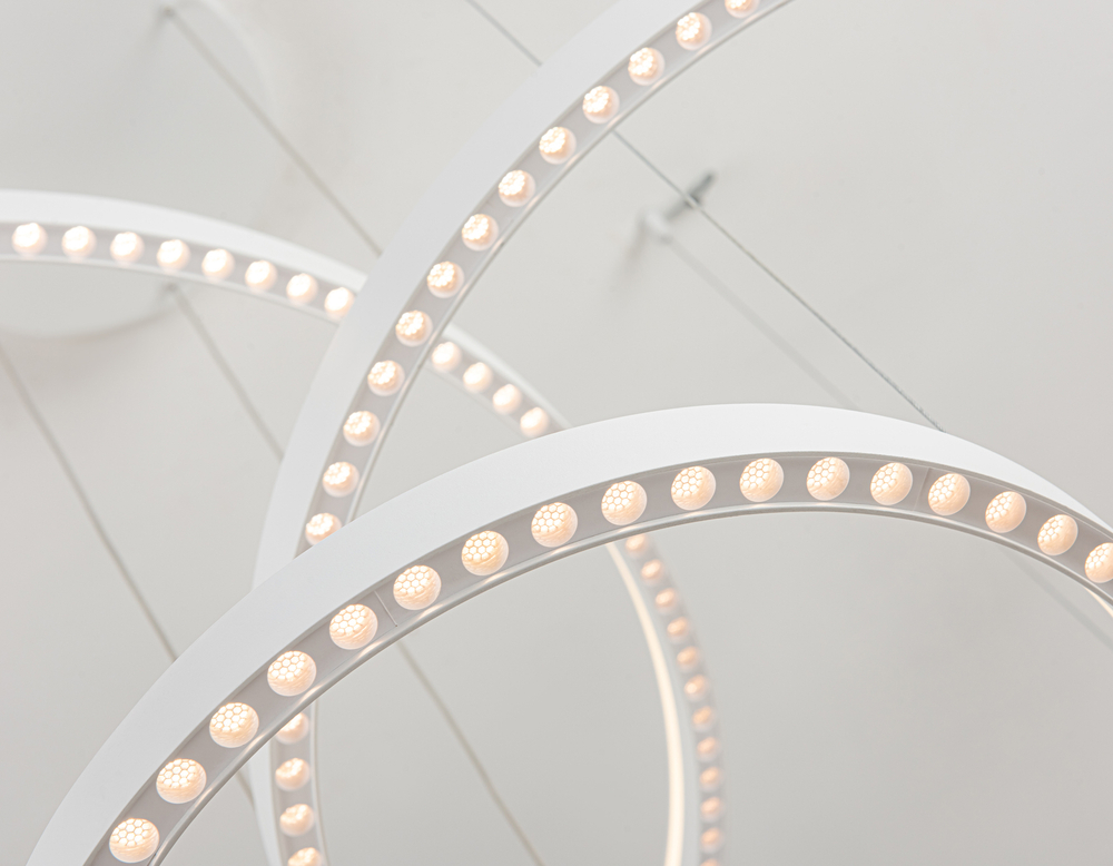 Светильник подвесной светодиодный FL5881/3 WH белый 90W 3000K/4200K/6400K D800/600/400*1070 (без ПДУ)