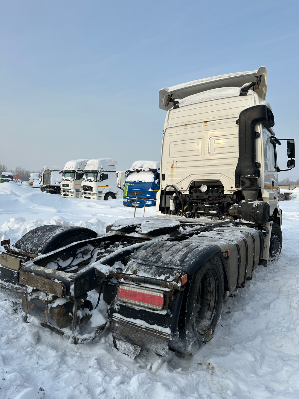 КамАЗ 5490 4x2 Седельный тягач 5490-S5 (Дизель/Газ, 12,0 л, 401 л.с., МТ)