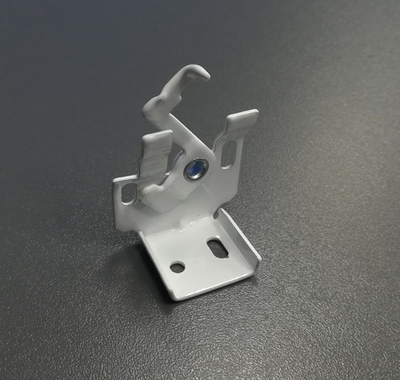 Кронштейн универсальный для римского карниза