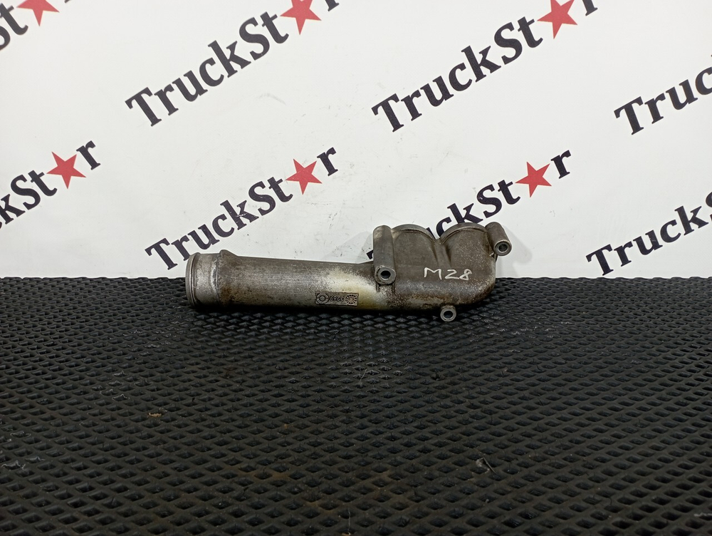 Патрубок корпуса термостата