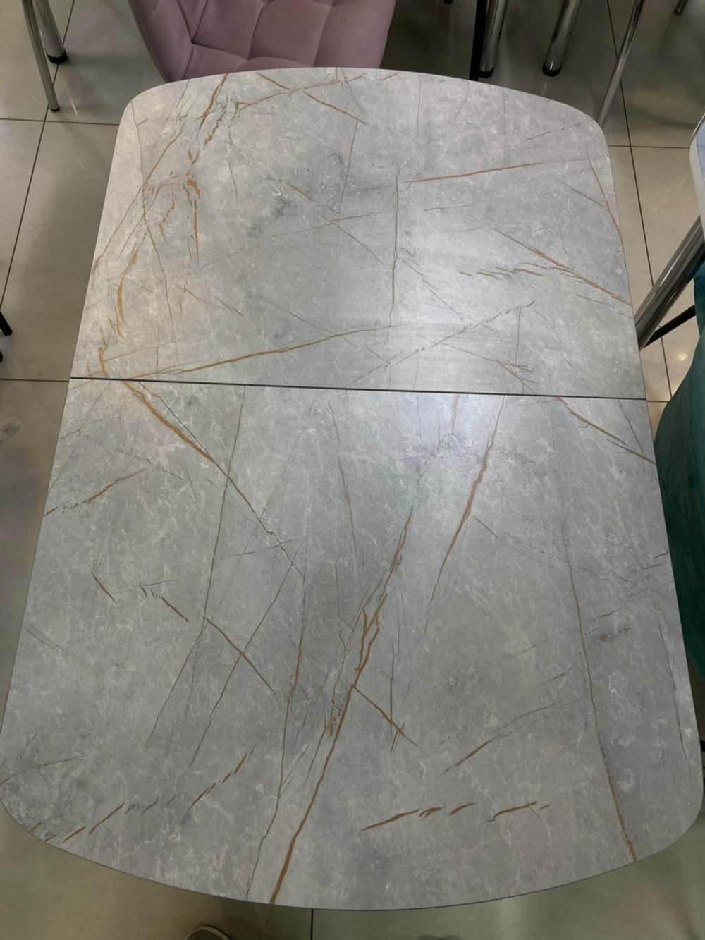 Стол разд Пластиковый подстолье прямое хром Царг.пояс бетон темный Ст-ца каспий серый (кам.т)