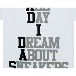 Футболка Sneaktip All Day I Dream About Sneakers белая принт на груди
