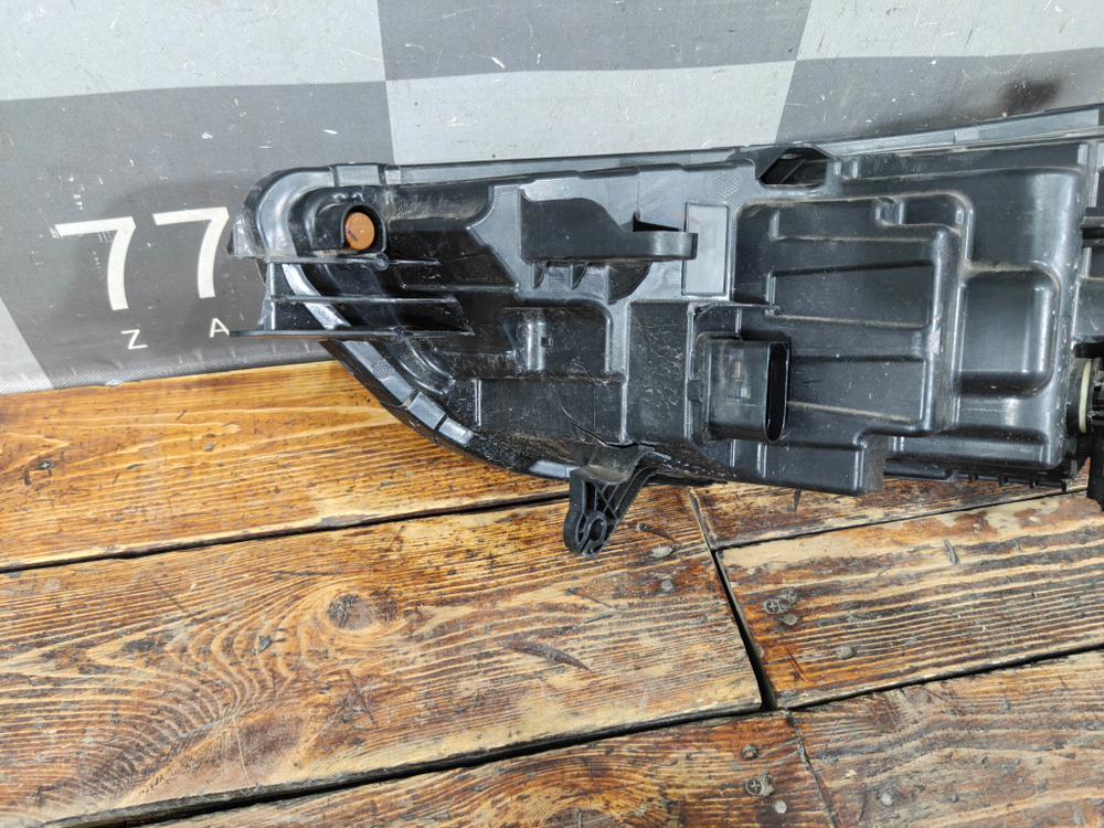 Фара правая LED Chery Tiggo 8 Pro, Tiggo 8 Pro Max 21-нв Б/У Оригинал 605001046AA