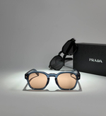 Очки Prada