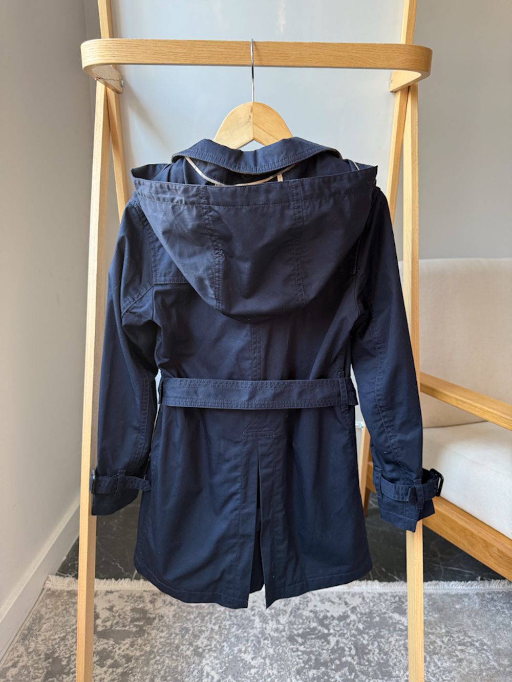 Плащ Burberry, 128