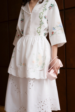 Юбка с цветочной вышивкой