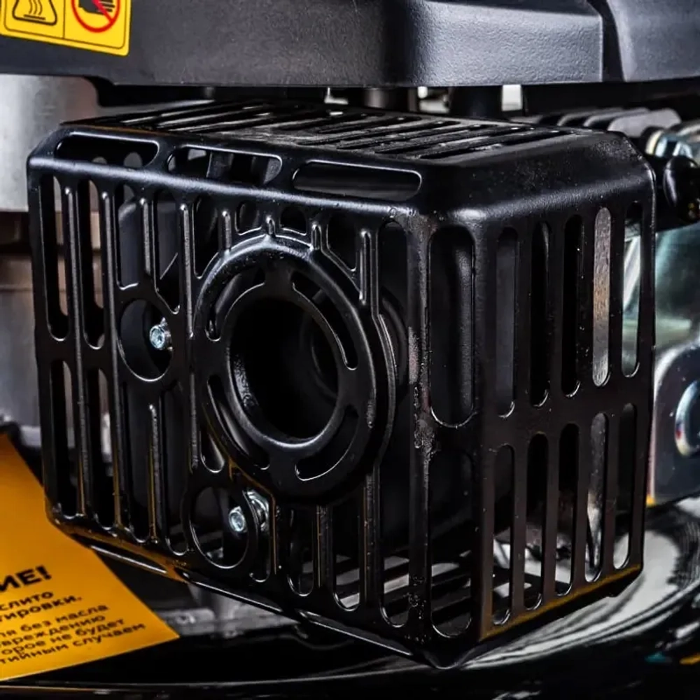 Газонокосилка бензиновая CHAMPION LM4627 самоходная: 3.5 л.с., нож 46 см, LM4627