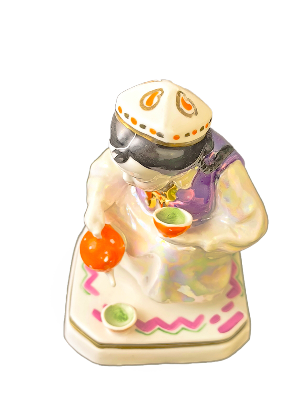 Фарфоровая статуэтка "Маленькая хозяйка" Дулево