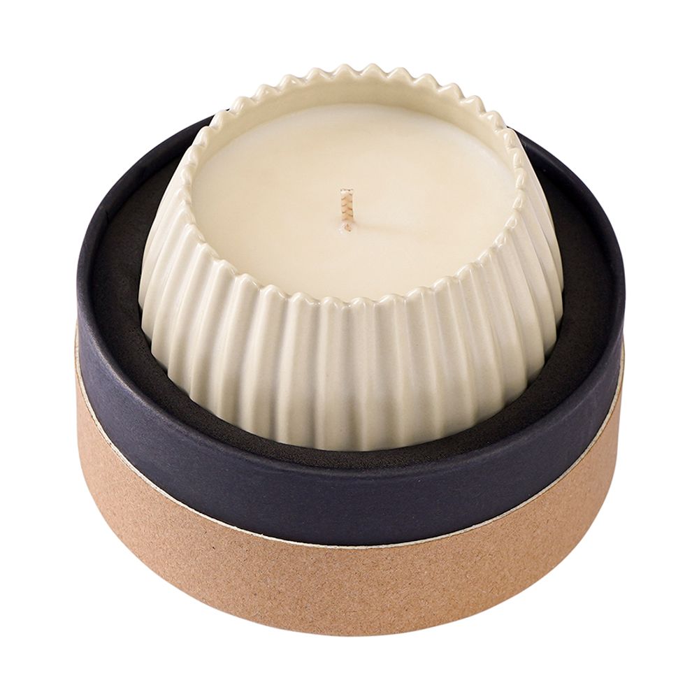 Свеча ароматическая Hugs and Cookies из коллекции Edge, бежевый, 30 ч