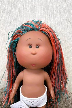 УЦЕНКА2 Кукла Nines виниловая 30см MIA без одежды (3000WN1)