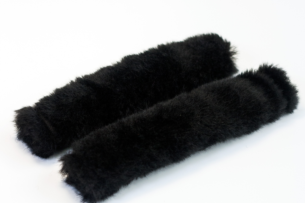 Лунный свет Наручники бейсик на блестящей цепи (черные)