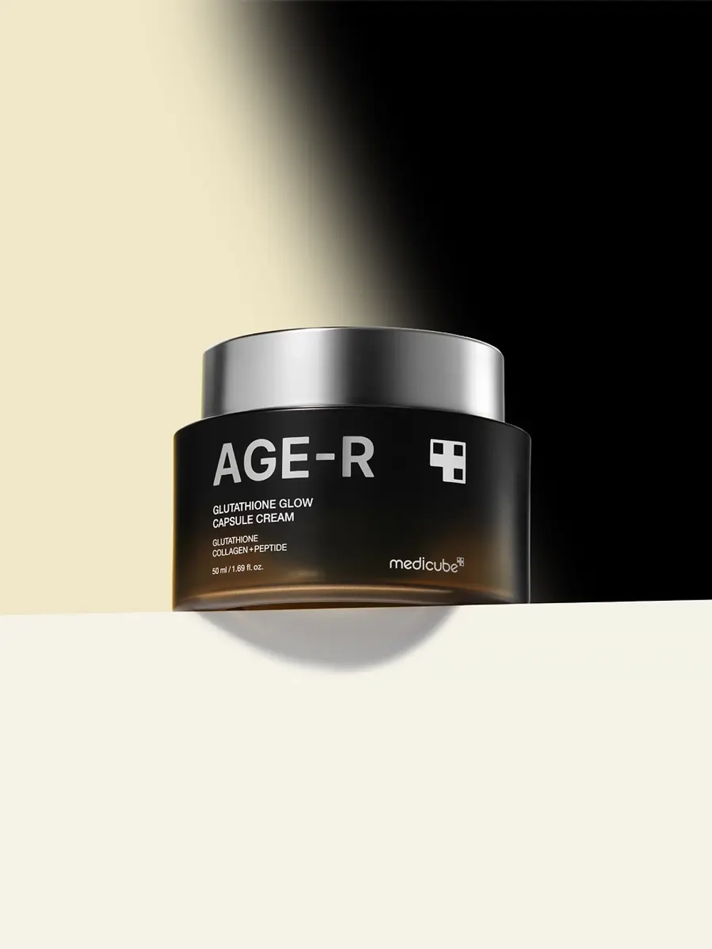 Medicube Осветляющий крем с капсулами глутатиона для сияния кожи AGE-R Glutathione Glow Capsule 50 мл