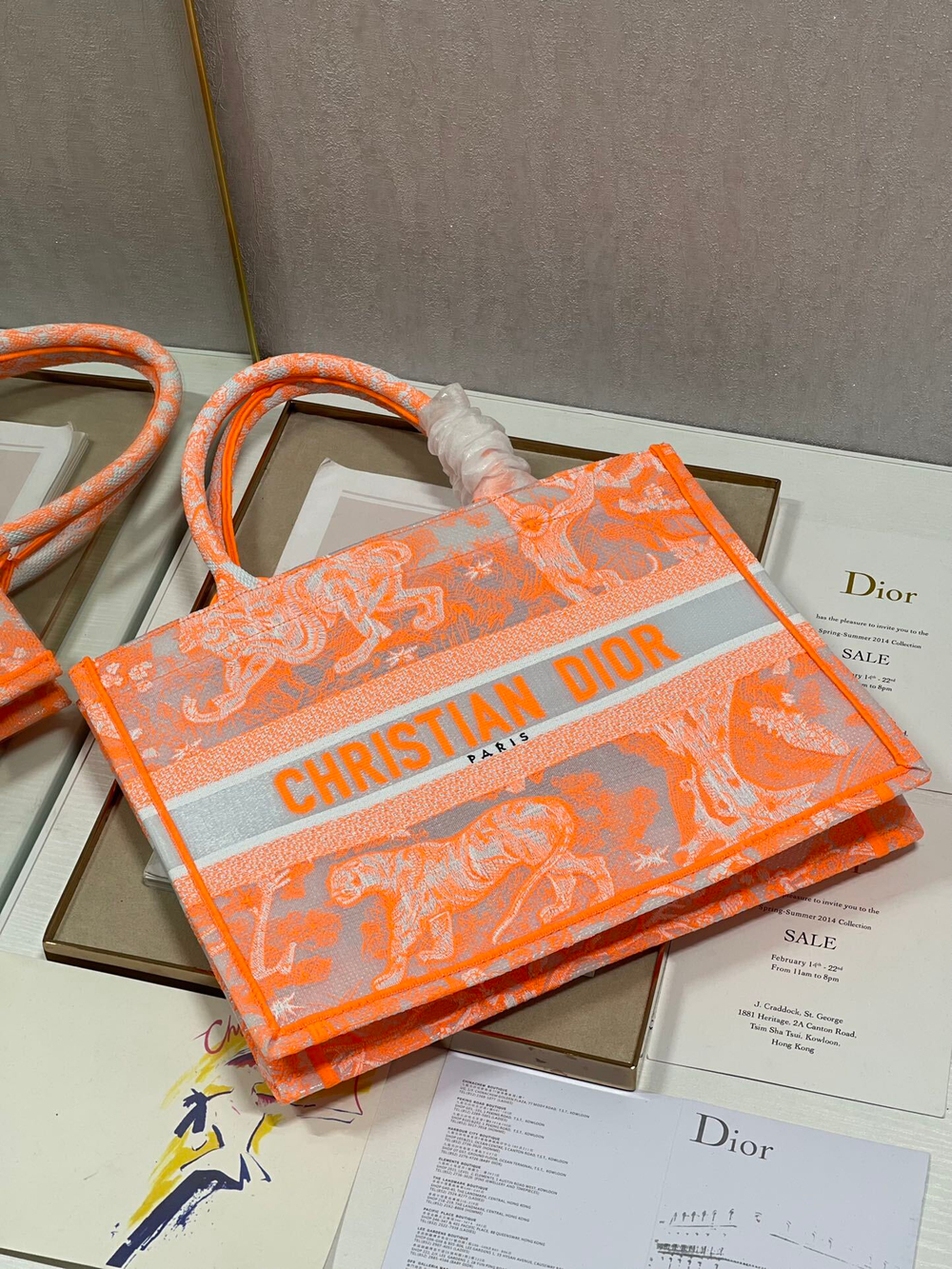 Christian Dior Book Tote 36 cm