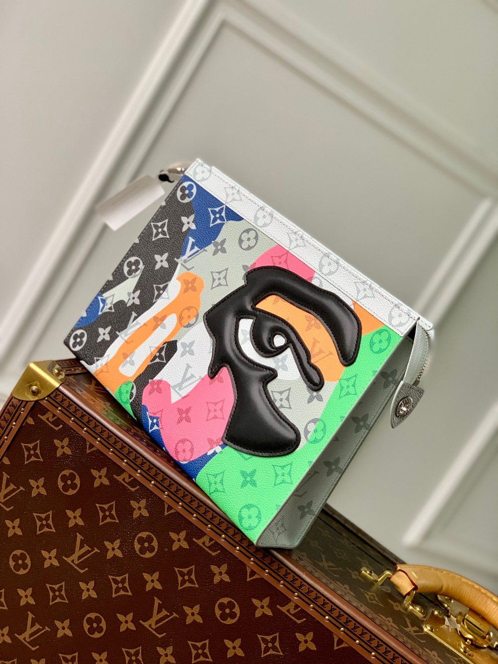 Louis Vuitton Pochette Voyage MM