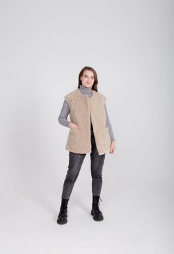 женский жилет из овчины