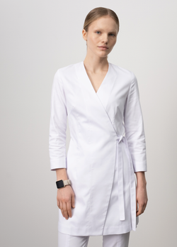 Медицинский халат с запахом