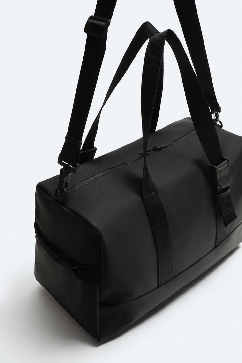 ZARA ПРОРЕЗИНЕННАЯ СУМКА-БОУЛИНГ, ЧЕРНЫЙ