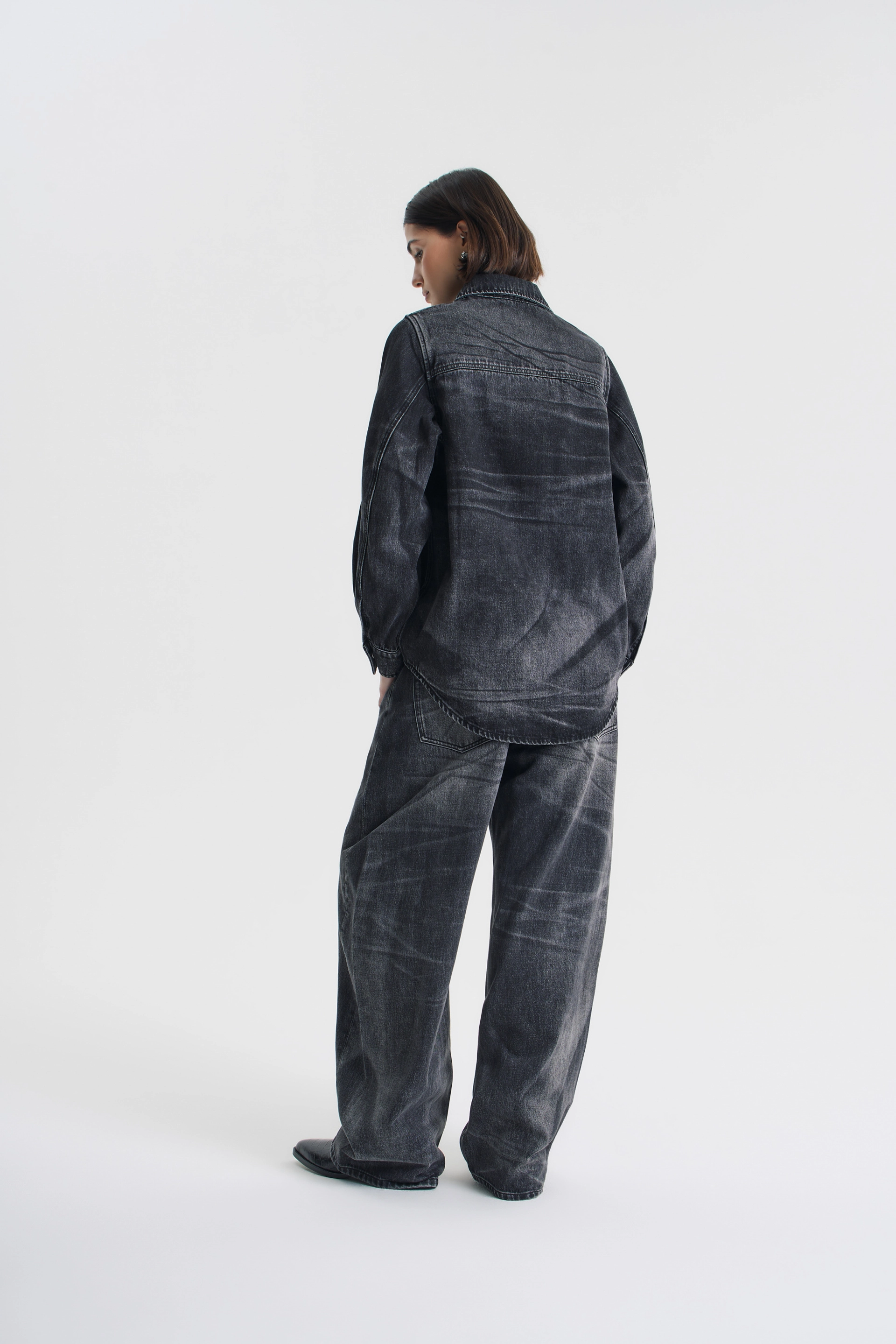 Джинсы acid wash