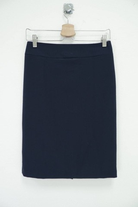 Юбка классическая 44 размер, новая