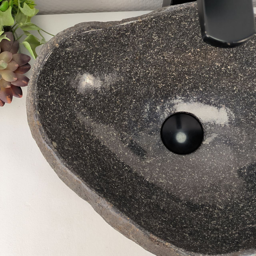 Раковина из речного камня RS-64902 43*34*14 0861