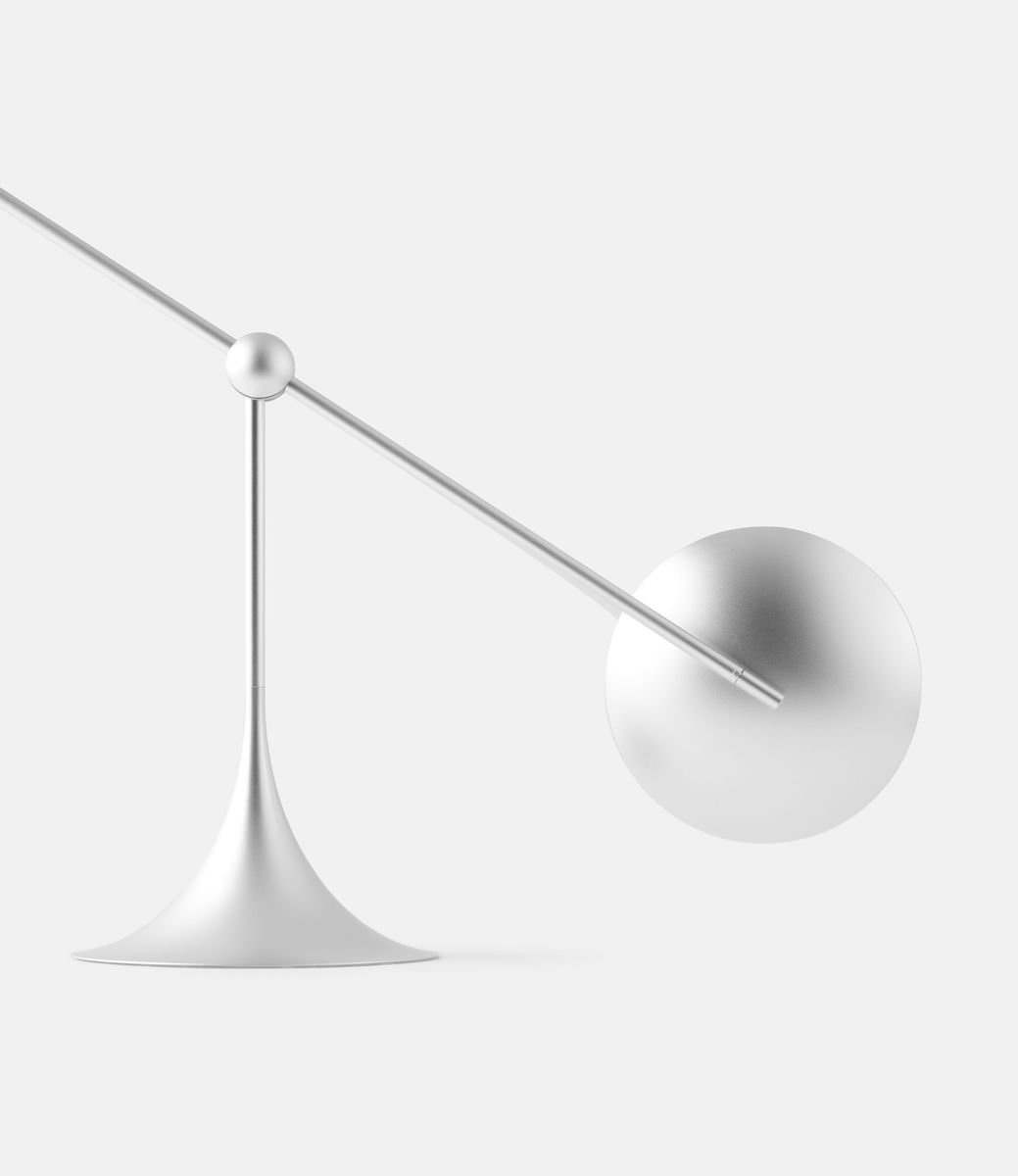 Lumio Ovo Matte Silver — скульптурная настольная лампа