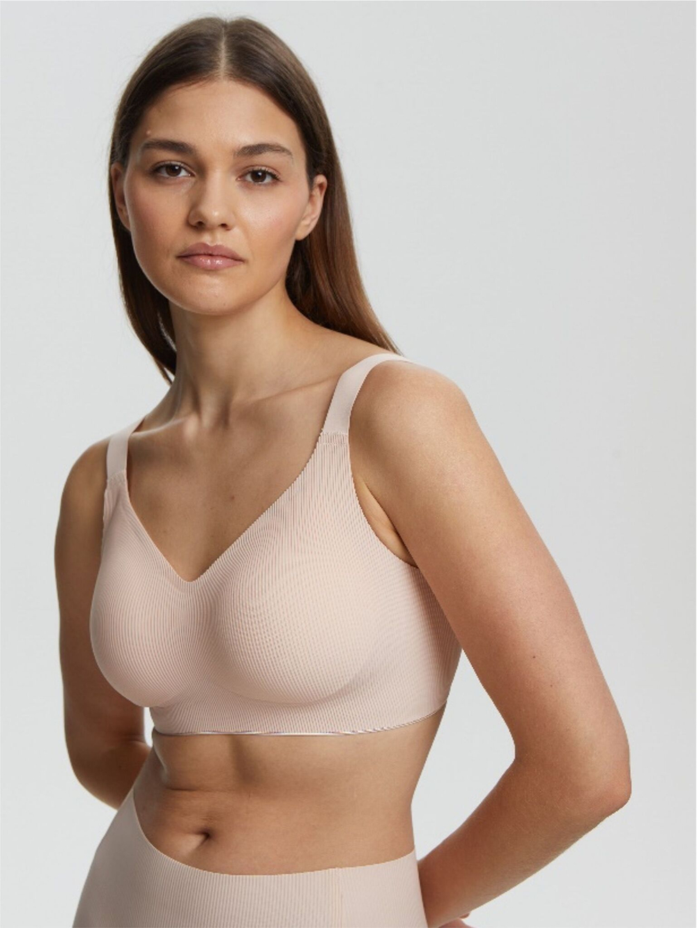 Бесшовный бюстгальтер Plus size