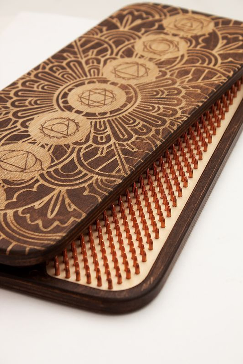 Доска садху Чакры темные медные гвозди