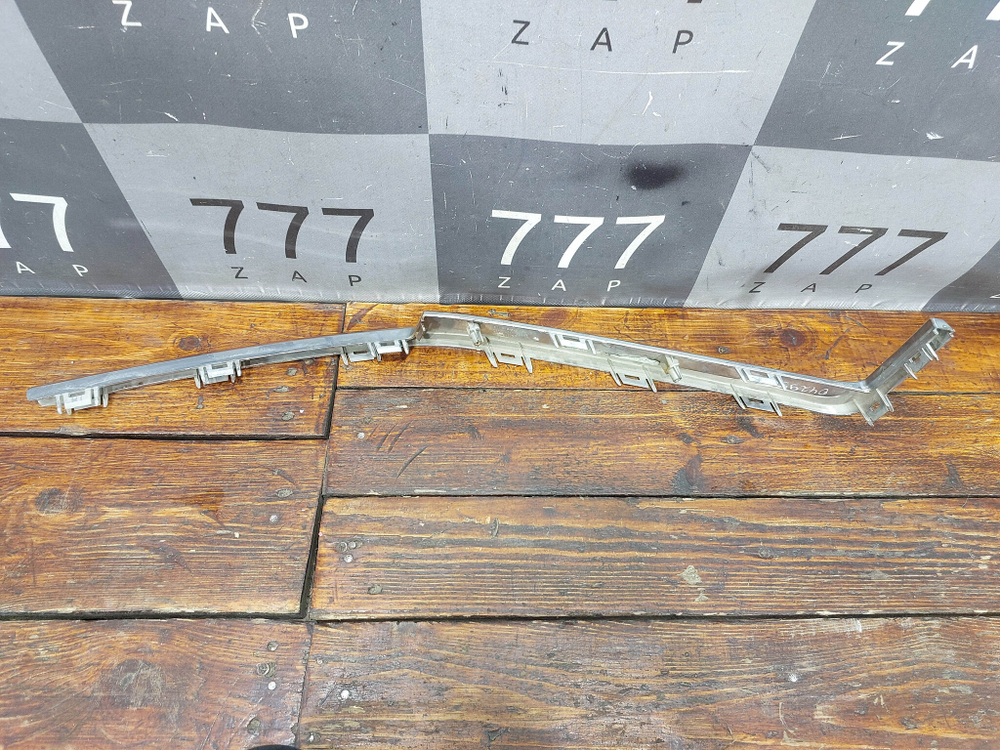 Молдинг переднего бампера правый Tank 500 21-нв Б/У Оригинал 2803148XKV3AA