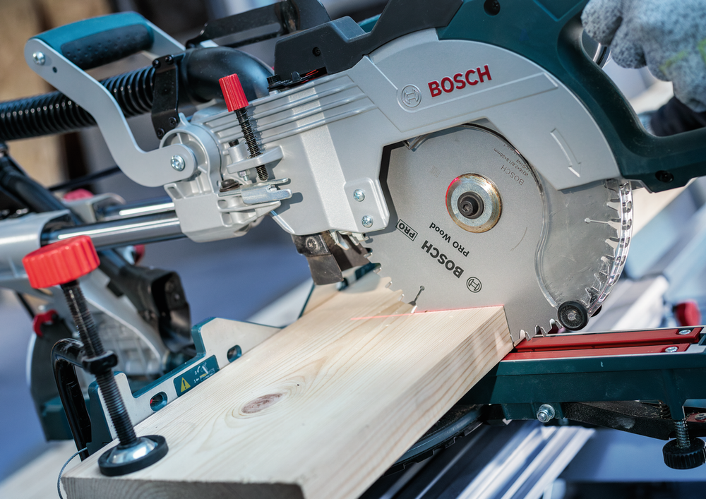 Пильный диск по дереву 216x2.8x30, 30 мм BOSCH 2608640642