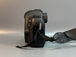 Canon EOS 5D Mark IV 65.000 кадров