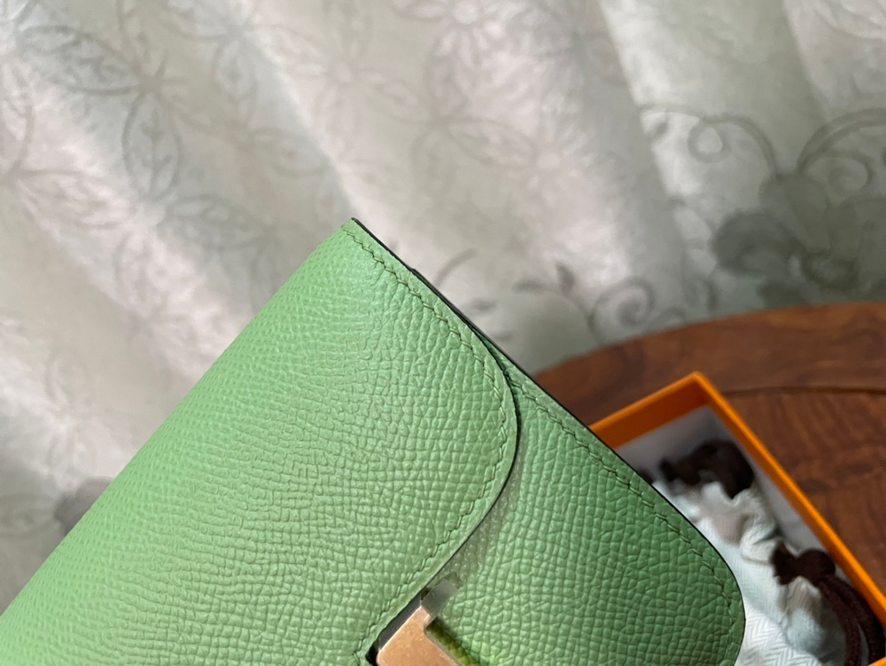 Hermes Constance Slim