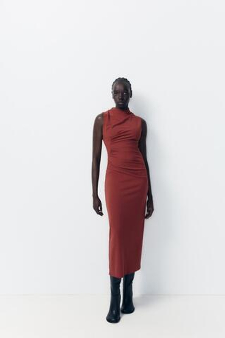ZARA ПЛАТЬЕ МИДИ СО СБОРКОЙ, ТЕРРАКОТОВЫЙ