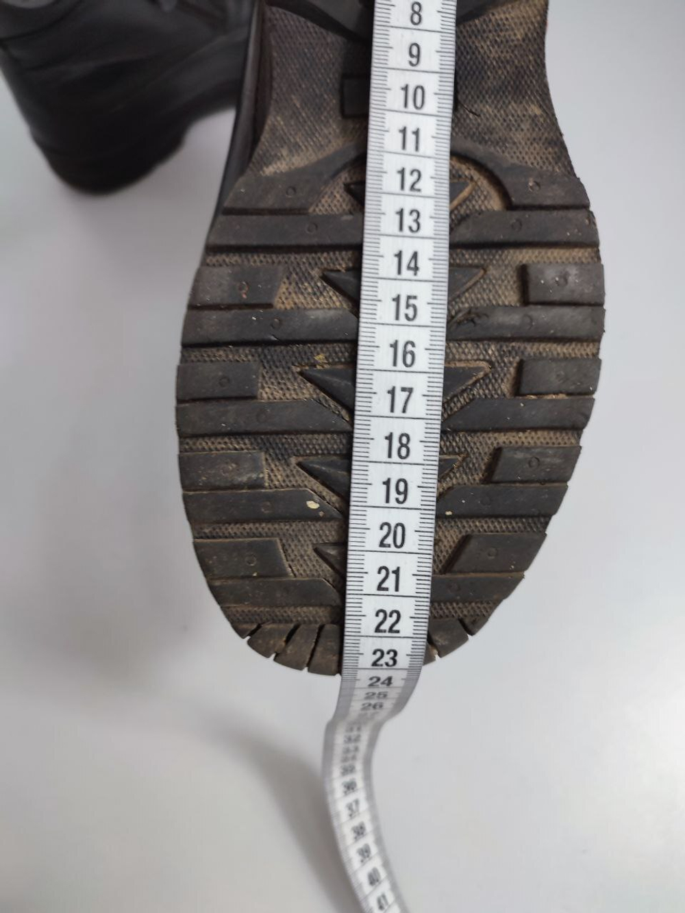 Ботинки черные зимние 35 размер