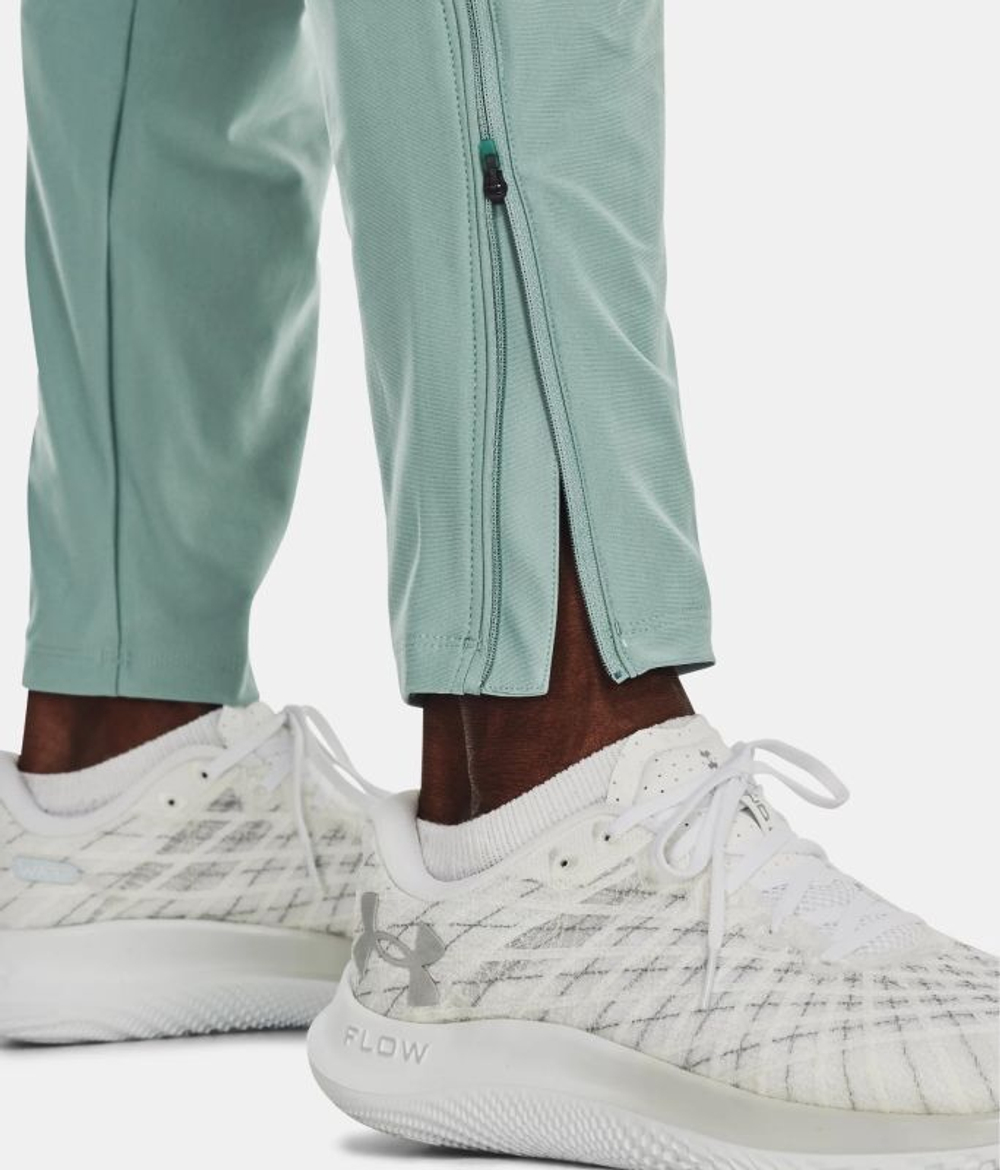 Теннисные брюки Under Armour Men's Qualifier Run 2.0 Pants - fresco green/reflective