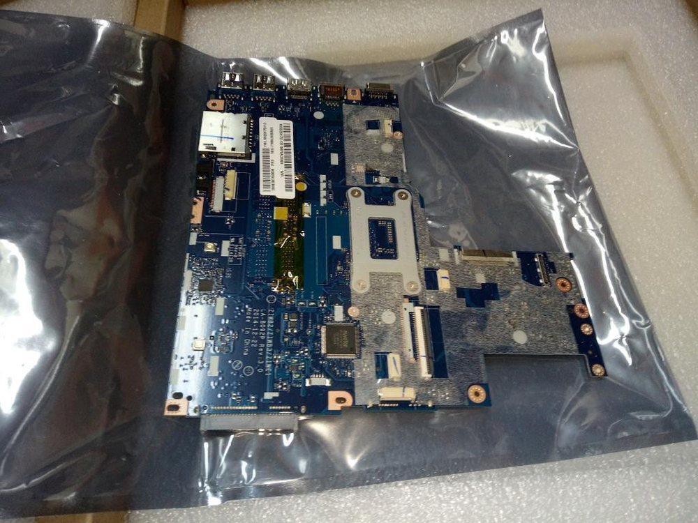 Материнская плата для ноутбука Lenovo B50-80 LA-B091P W8P UMA Intel core I3-4005 G FP DC (5B20H75113), оригинал