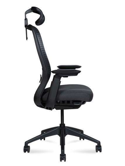 Кресло офисное Норден / Тэсла / Tesla / черная сетка / черная ткань