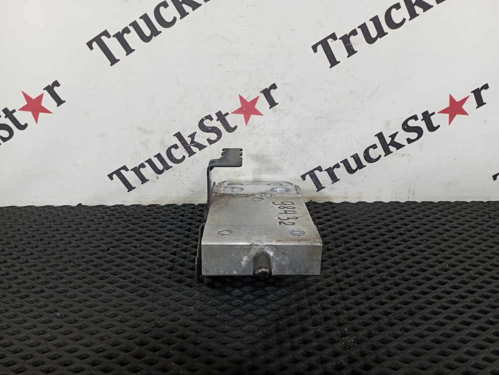 Кронштейн торсиона кабины 2020г