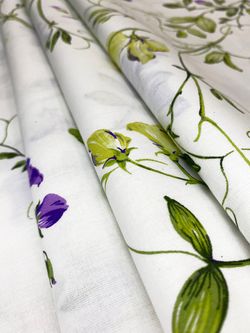 Постельное белье  "Душистый горошек" 2-спальный   наволочки 70х70 2шт Простынь на резинке 160х200 см  Пододеяльник 175х215 см