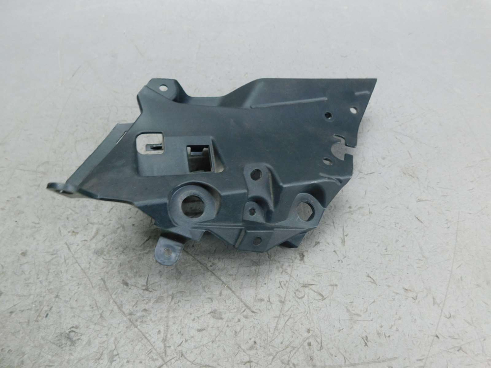 Пластик внутренний левый Yamaha MT-09 2018 BS2-2172E 031946