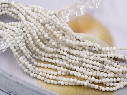 Нить из говлита 2,2мм, огранка